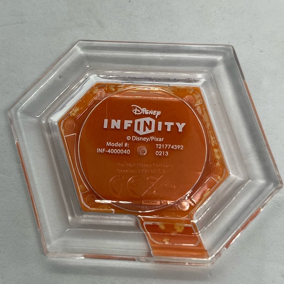 DISNEY INFINITY UP - CARL FREDRICKSEN'S CANE POWER DISC - Picture 2 of 2